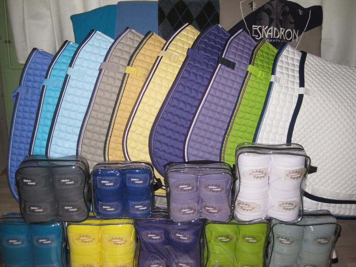 Ride-udstyr - ESKADRON tæpper, underlag og bandager. billede 1