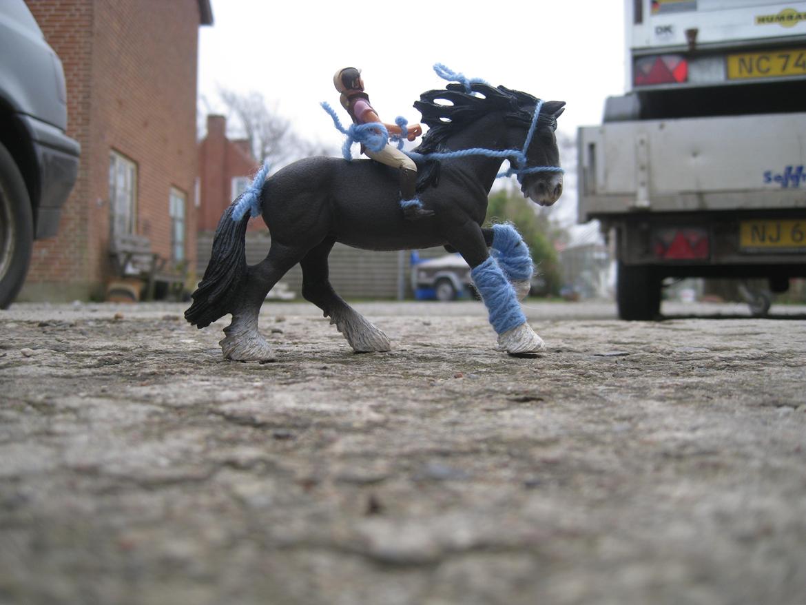 [Schleich] Shire Volume - Store Hestedag. billede 2