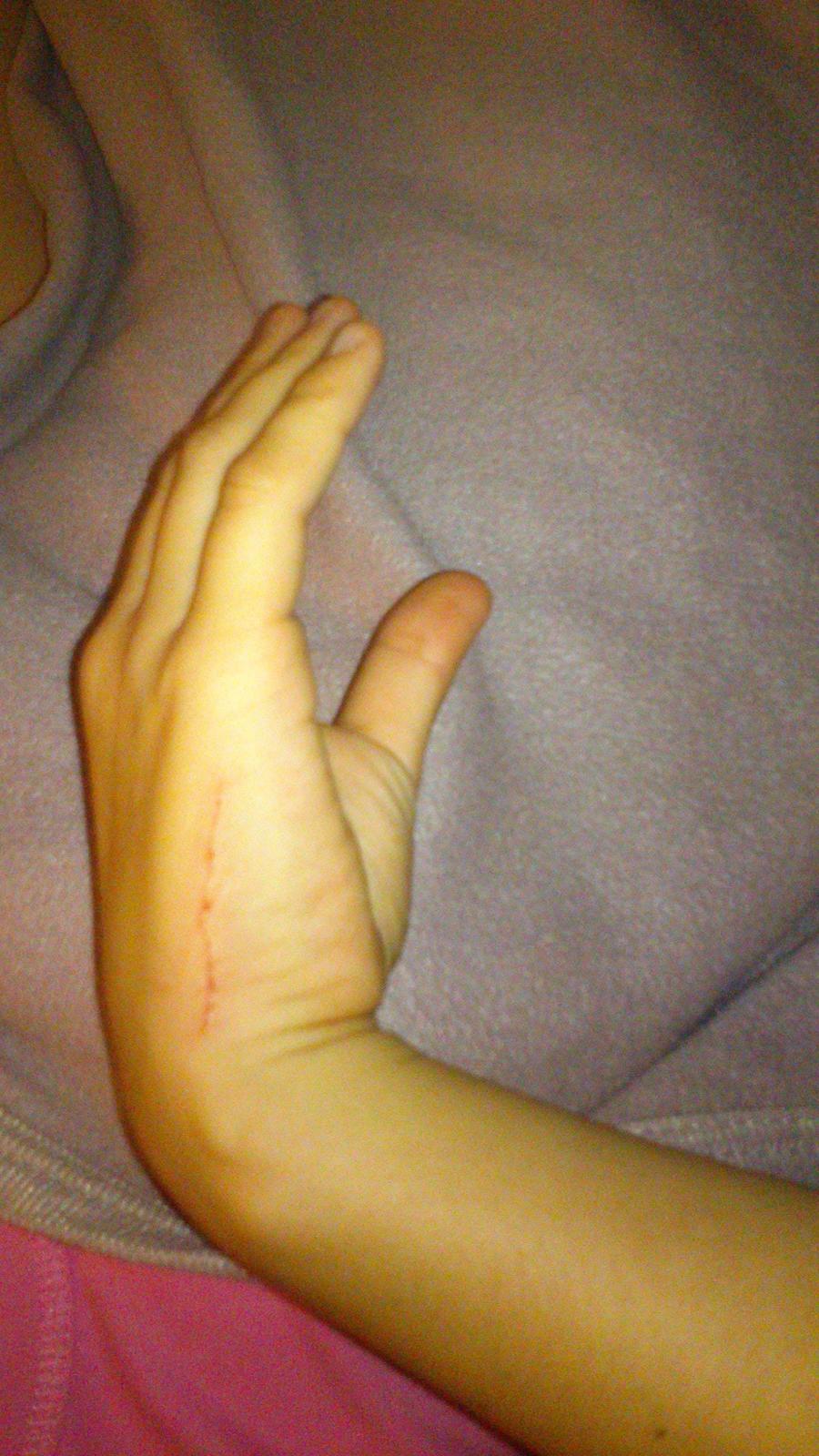 TIGER :D  - kig på sårret det ligner et K og vi i klassen er blevet enige om at tiger skal have lavet et A og et T på mig :D billede 37