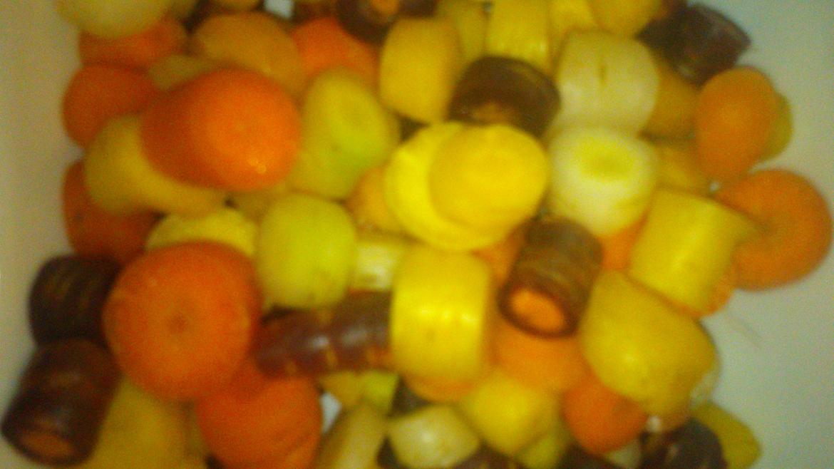 underligt mad  - lilla hvide og orange gullerødder :D billede 26