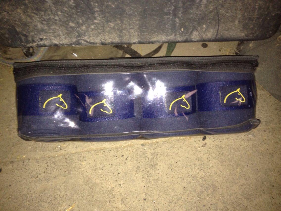 Mit udstyr :) - Fleecebandager billede 30