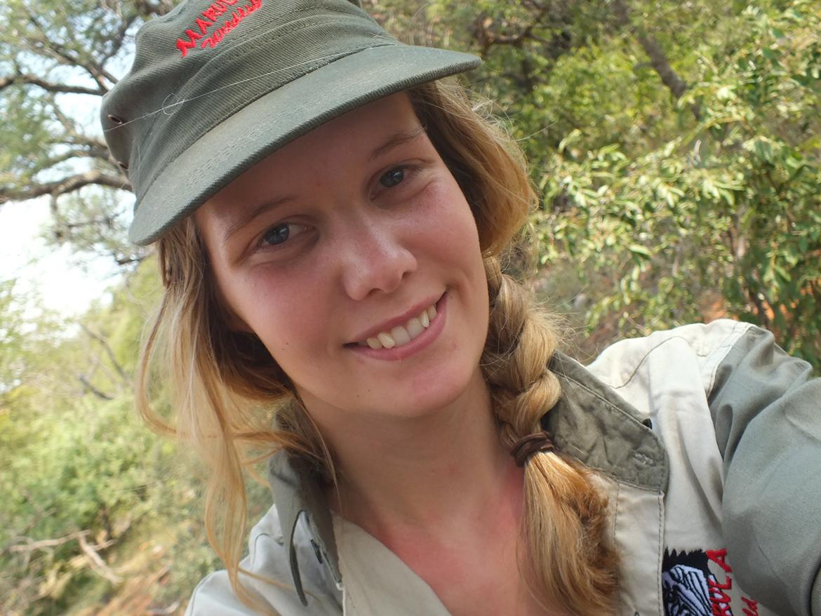 Sydafrika  - Ventede på min mor og PH'en (professionel hunter) Schalk, på bilen også blev der da lige tid til et selfie ;-) billede 12