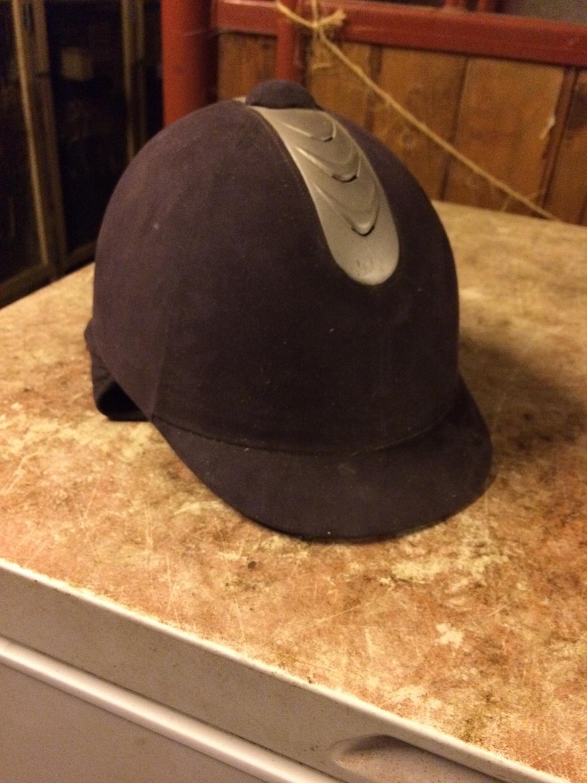 Ridehjelm str 53 billede 2