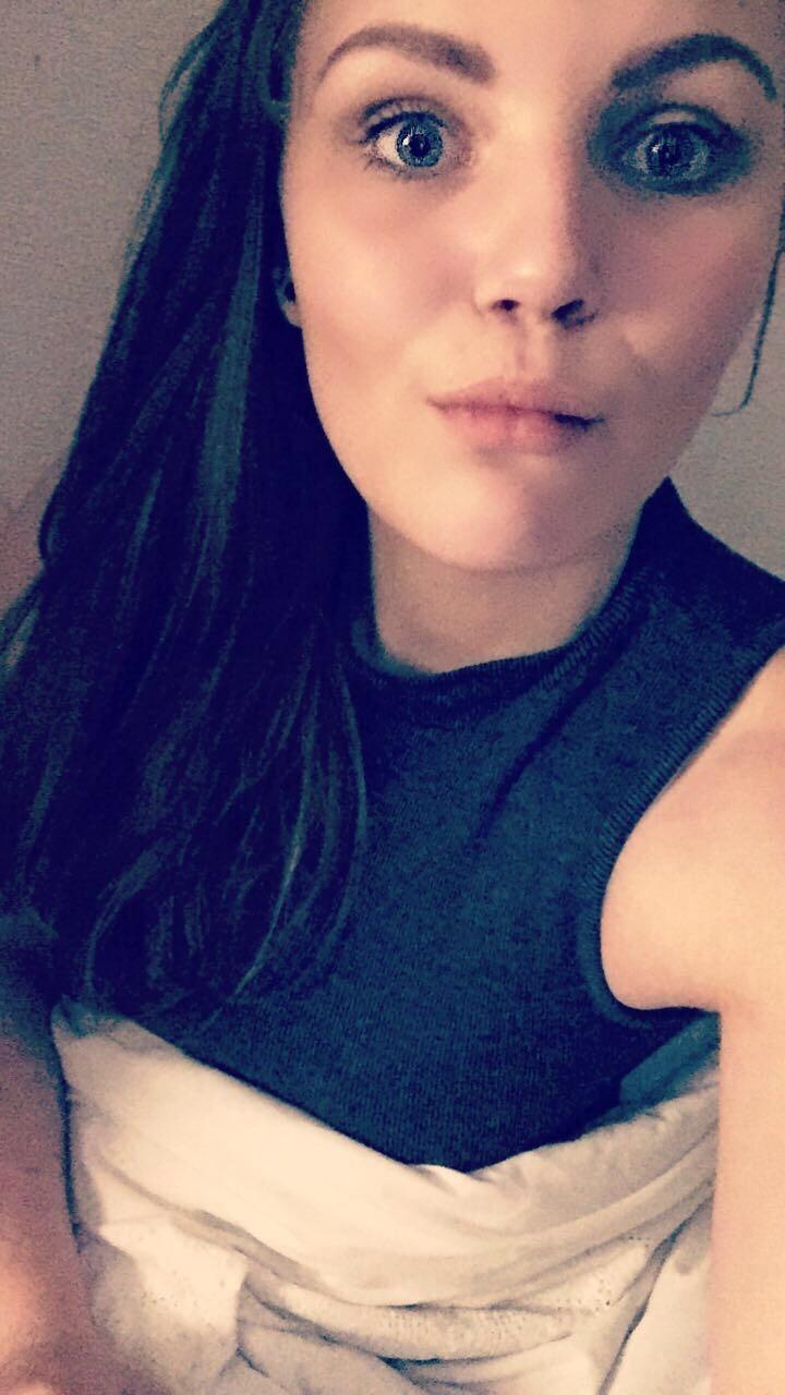 Bag skærmen - Emma Madsen! ;-) billede 3