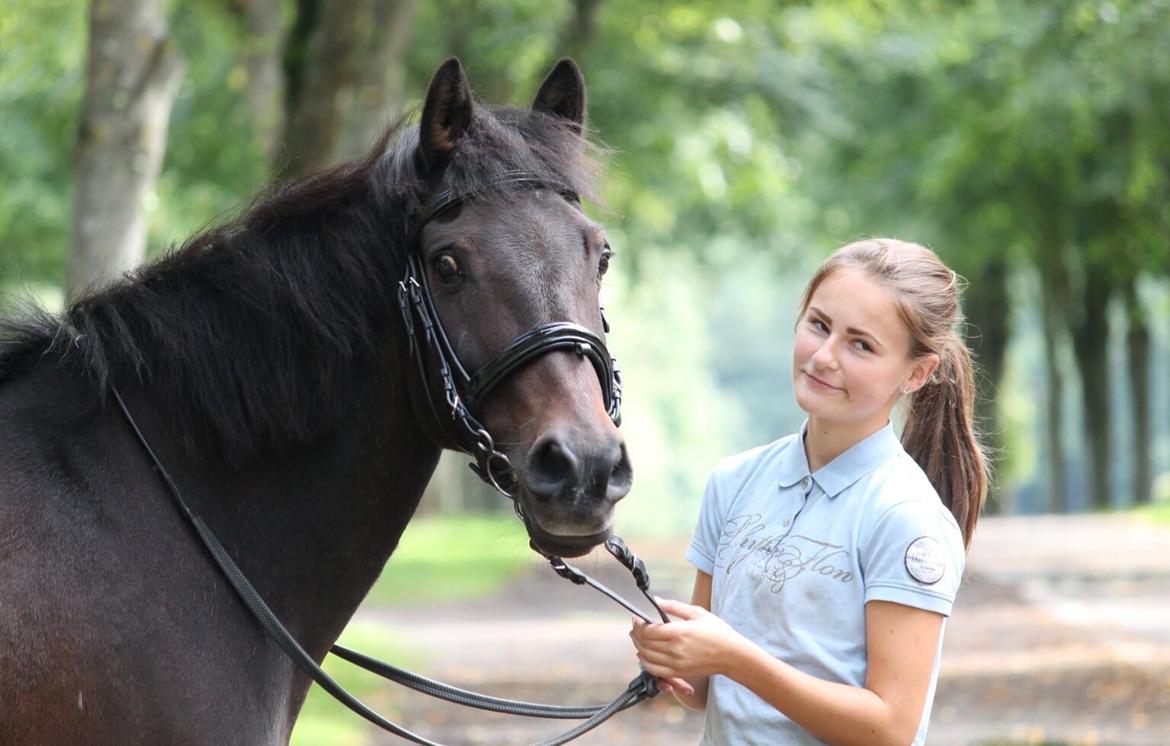 Seneste fotoshoot med Valle<3 billede 3