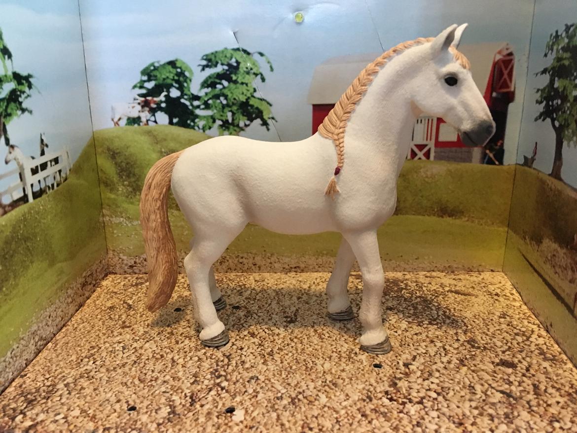 Mine Schleich Dyr - Navn: Delicia Race: Lusitano Køn: hoppe Alder: 7 år billede 226