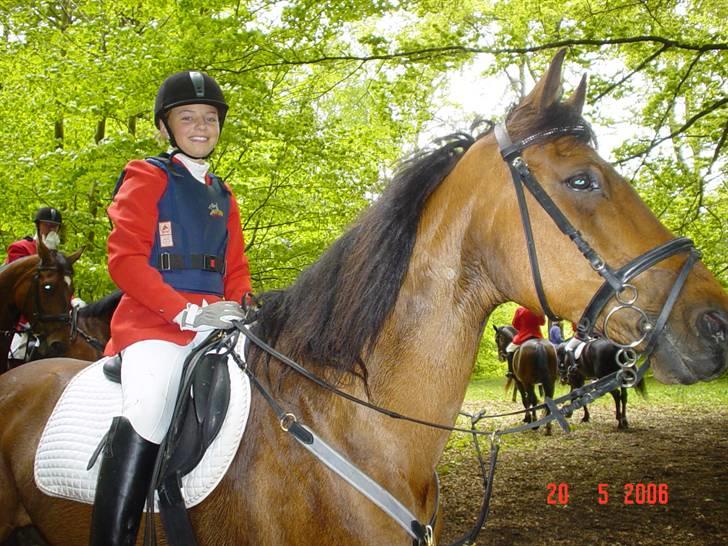 Jagt  <3 - Mig og Fleur til jagt i Hannovskoven 20-05-06 billede 17