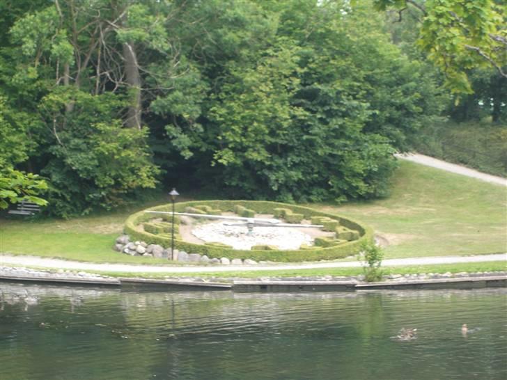 Joboland(brandegårdshaven) - Et ur billede 1