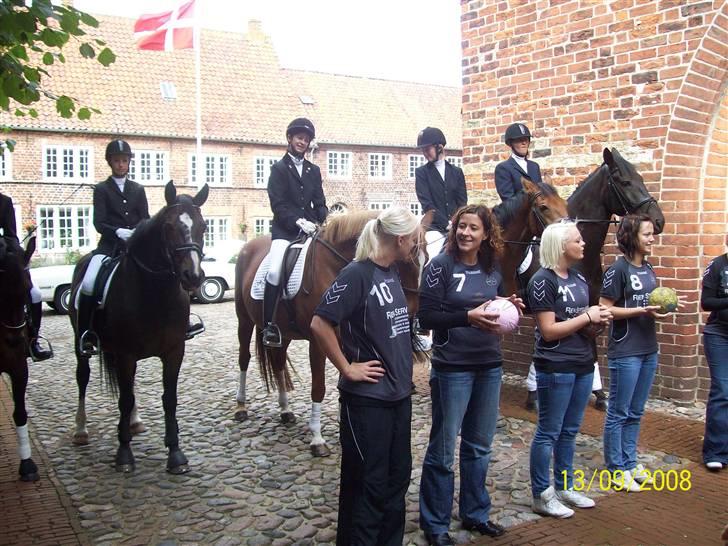 Espalier ved Jane og Troels´ bryllup billede 10