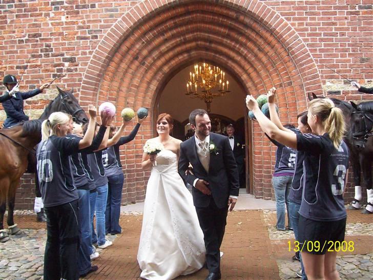 Espalier ved Jane og Troels´ bryllup - Det flotte brudepar billede 17