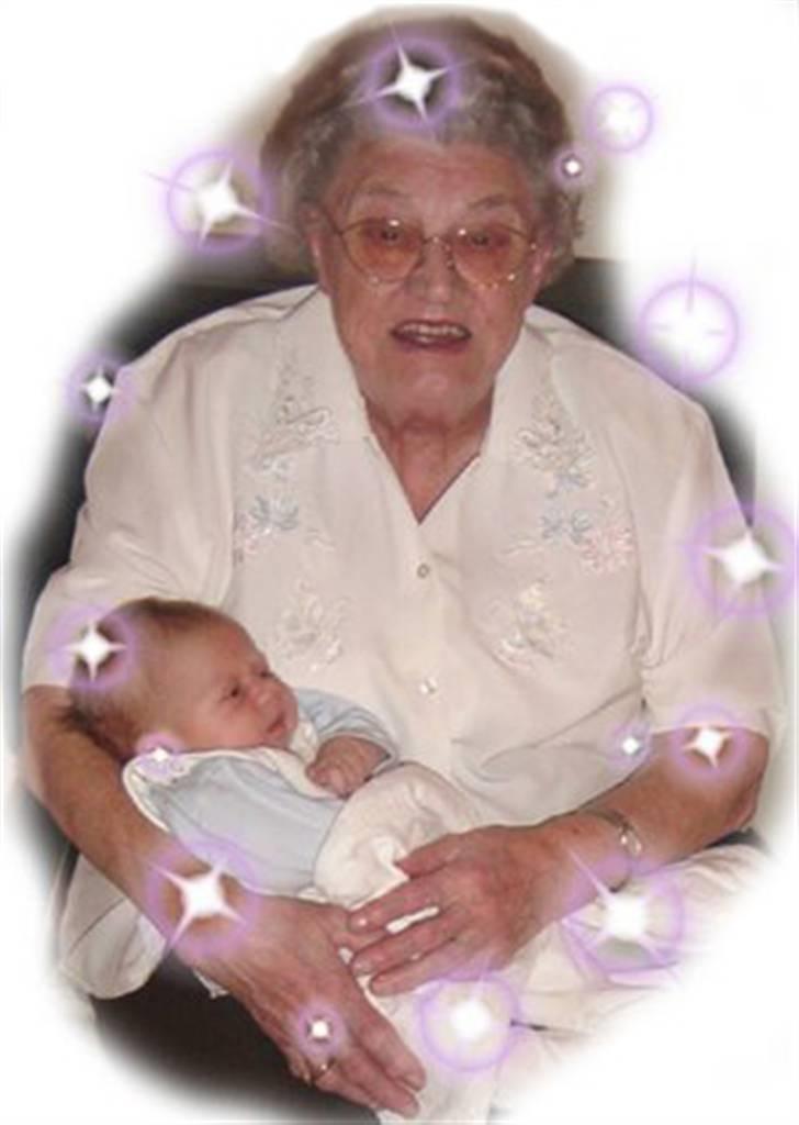 Tegninger og billeder jeg har leget lidt med... - Bedste Boop og hendes første oldebarn Emil (min fætters lille dreng  <3) billede 15