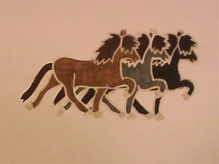 Nogle tegninger:D - 3 Töltende heste! billede 1