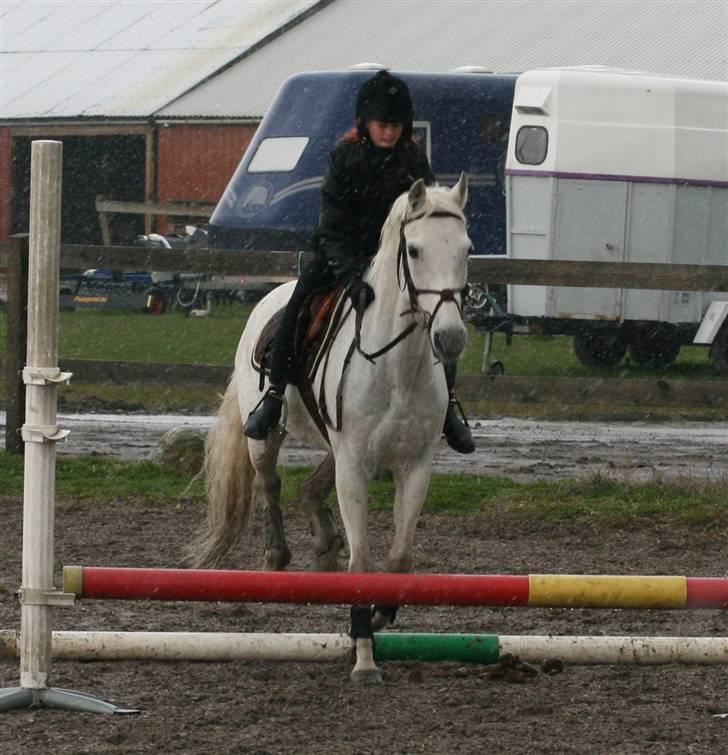 Mit fotoalbum - Her skidter vi også, i regnvejr øv bøv!! billede 2