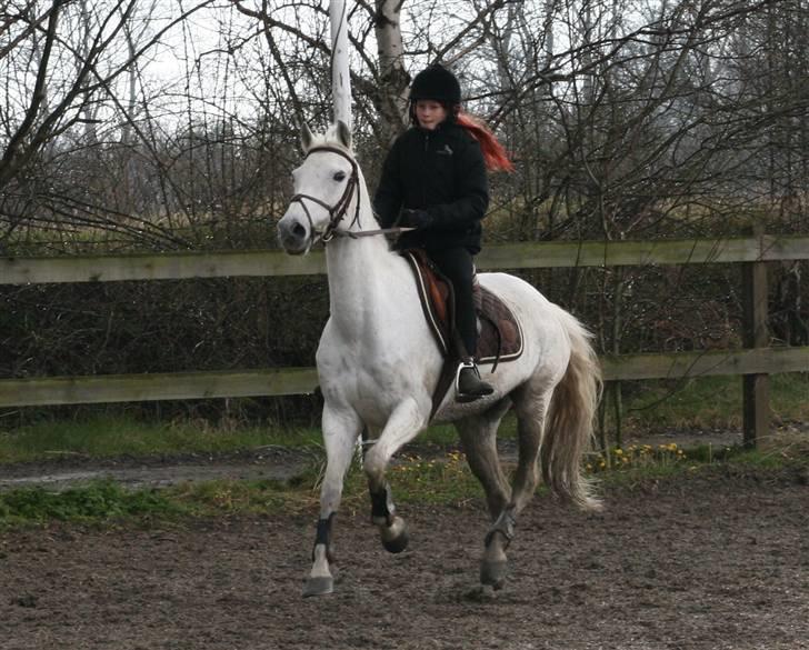 Mit fotoalbum - Her holder jeg hende lidt tilbage fordi det går for stærkt, syntes jeg!! hehe billede 9