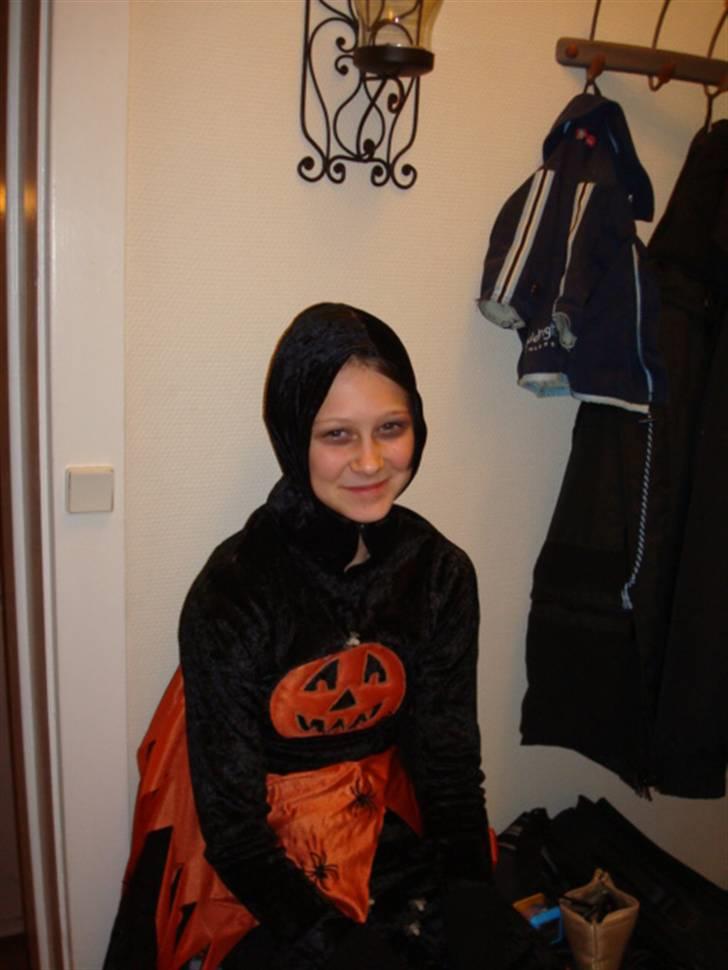 Mit fotoalbum - Mig til halooweeeen!! billede 22