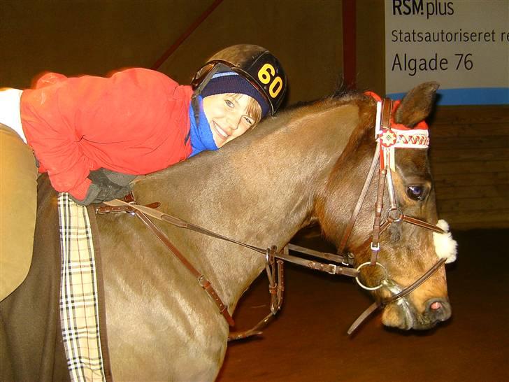 Det bedste jeg ved er: - Matilde og min ponze <33 billede 9