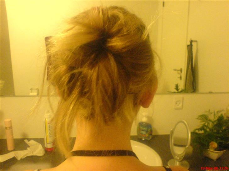 Michelle Stelmach - Hårsætning!  billede 3