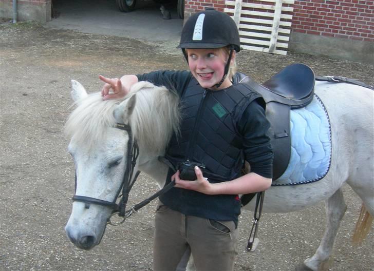 Sjove billeder :) <3 - Sis og Bella <3 :) billede 4