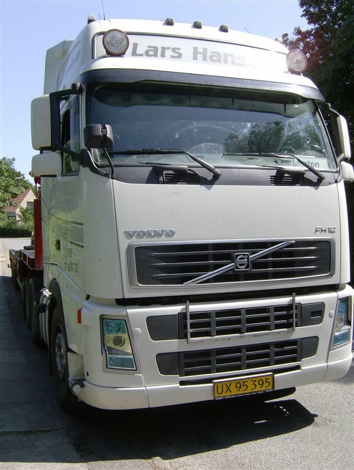 Lastbiler div. & Vores Hestetransporter - Mortens nye volvo.. :) Den er bare så lækker :D billede 25