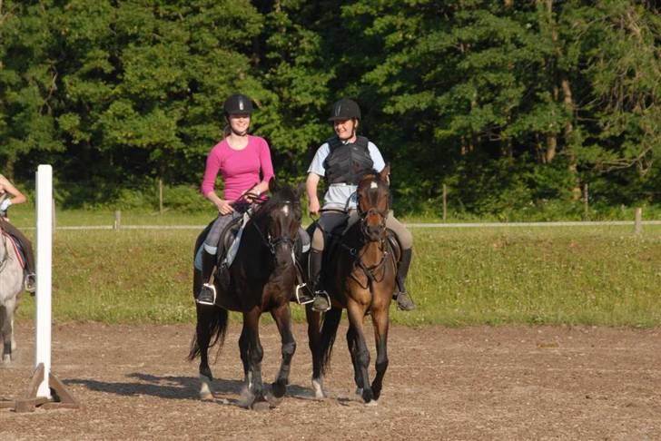 Charlie - Min part - Nikita og mig mens vi skridter igang billede 23