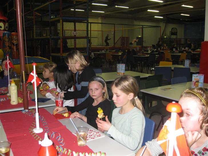 Fødselsdag i jumboland billede 6