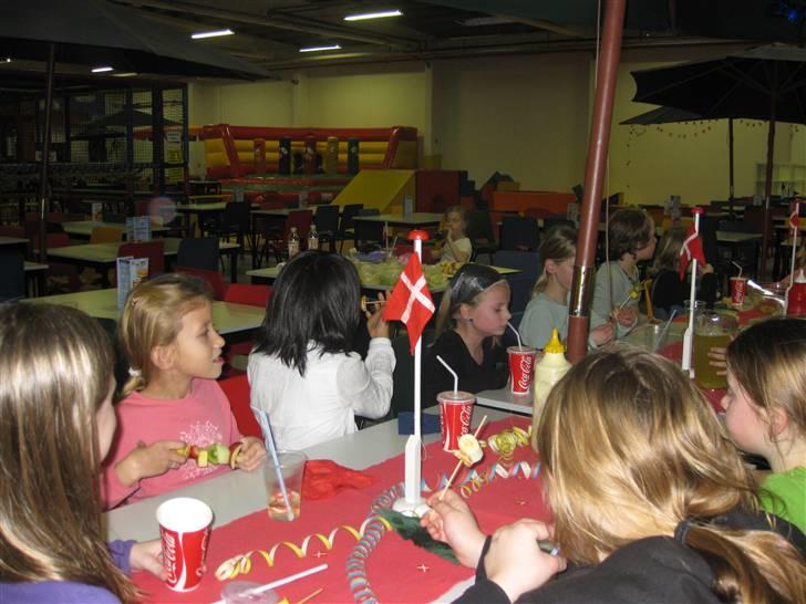 Fødselsdag i jumboland billede 9