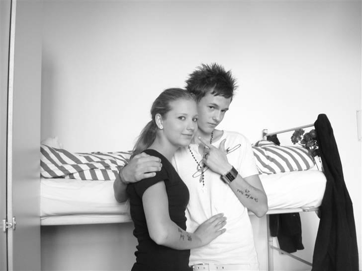 RE<3 Ranum efterskole<3 09/10 - Besøg af drengene fra kærhuset ;p
mig og johan xD billede 6