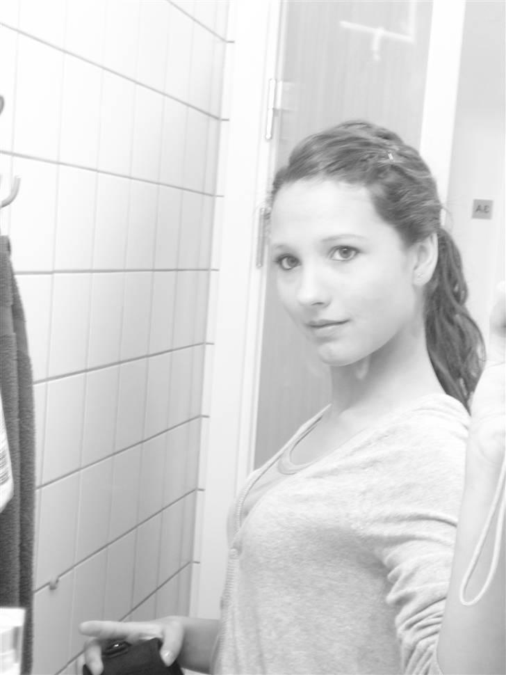 RE<3 Ranum efterskole<3 09/10 - Mig billede 240