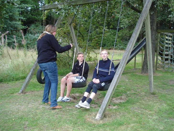 RE<3 Ranum efterskole<3 09/10 - Anne Mette, jesper og henrik<3 dejlige mennesker! billede 254