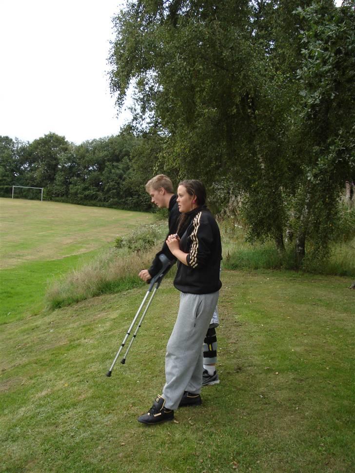 RE<3 Ranum efterskole<3 09/10 - Line og thorsten<3 (thorsten er fra min kontagt gruppe og LIne bor jeg på vergelse med) billede 255