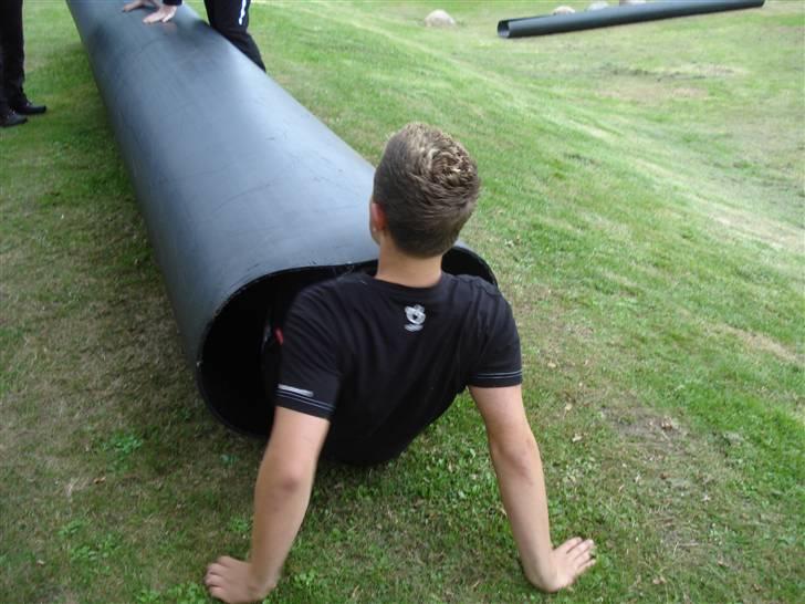 RE<3 Ranum efterskole<3 09/10 - På vej indi røret (Phillip) billede 259