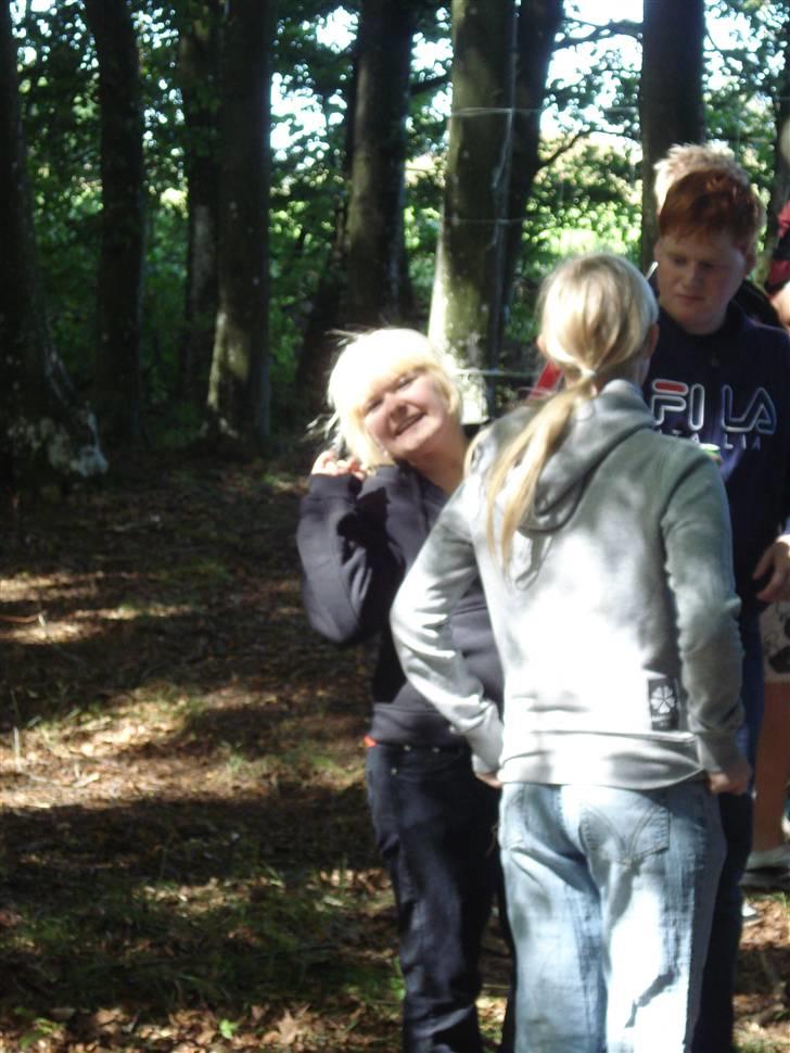 RE<3 Ranum efterskole<3 09/10 - Mai <3 (blondinen der vinker) billede 273