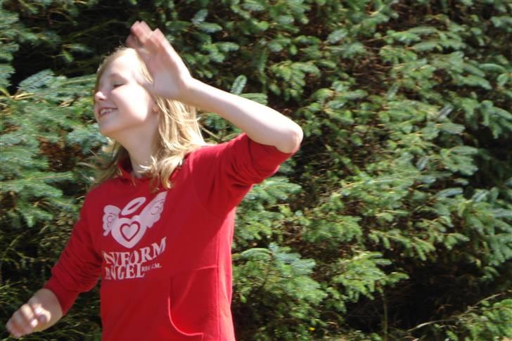 Billeder af mine venner/veninder/nogen jeg holder meget af+mig med nogen:p - Jeg ved godt at jeg er smuk. Det behøves du ikke at sige:) hihi billede 24