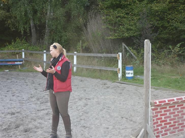 Springundervisning på Gøngehusfarmen d. 17/9 2009 billede 76