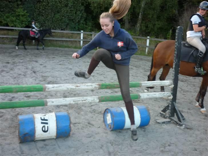 Springundervisning på Gøngehusfarmen d. 17/9 2009 billede 133