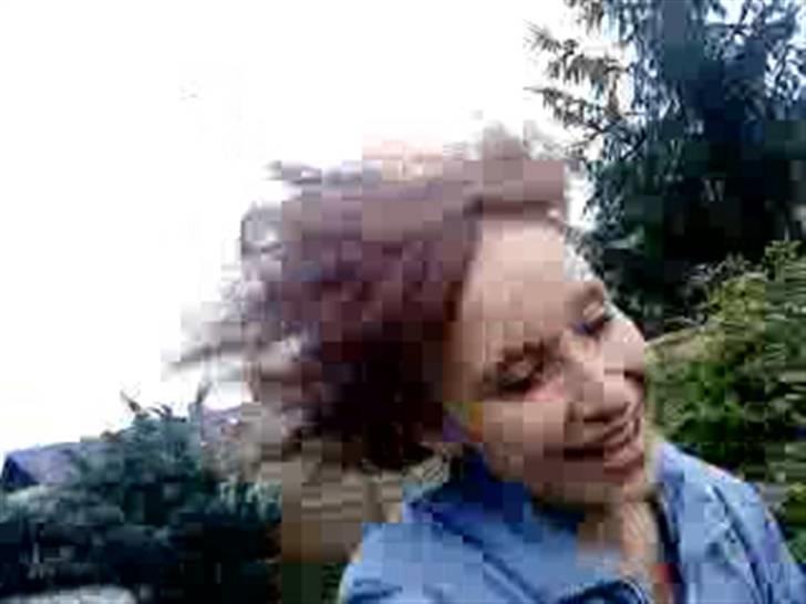 Min bedste veninde <3 - Flyyyyyyyyyyyv!!! I'v belive i can fly..... småkage! billede 16