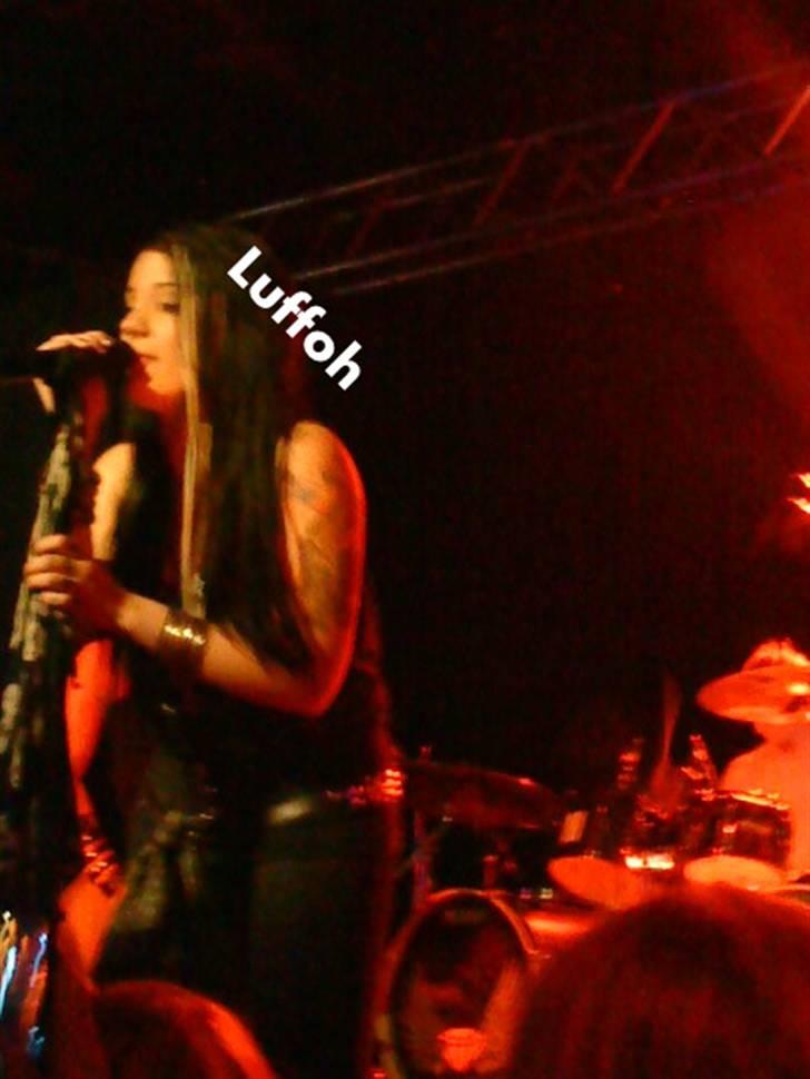 Celina Ree 14.10 09 - Cupcake synger. billede 24