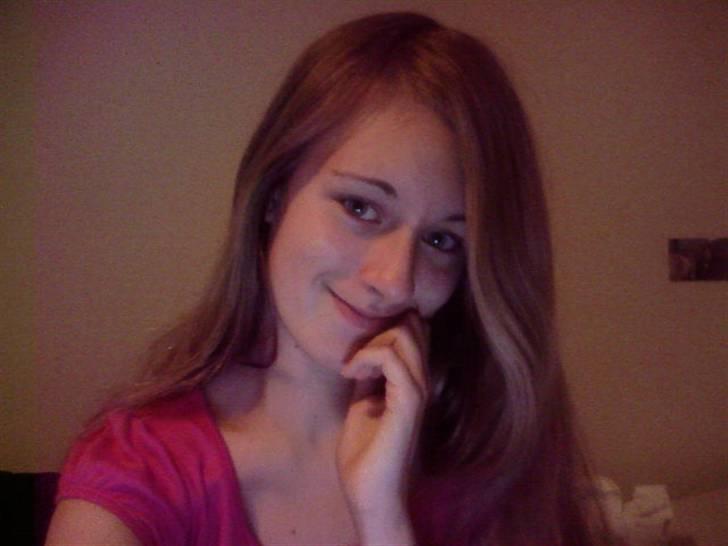 Billeder af mine venner/veninder/nogen jeg holder meget af+mig med nogen:p - Mig:p hvad sker der lige?? :p billede 32