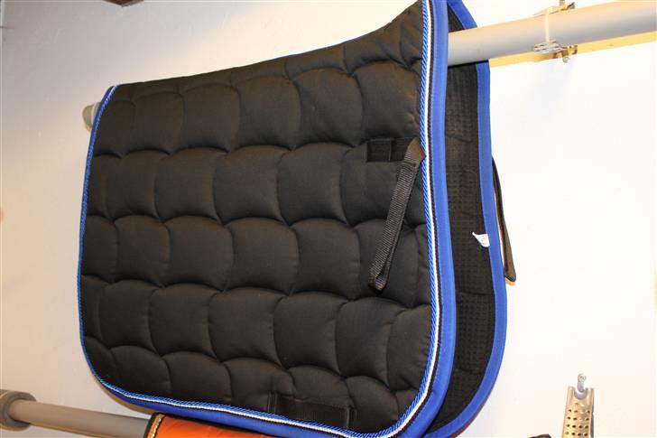 Mega nice underlag ;D - Mit helt nye Scaparti underlag :D
passer til mine royal blue pc gamacher billede 5