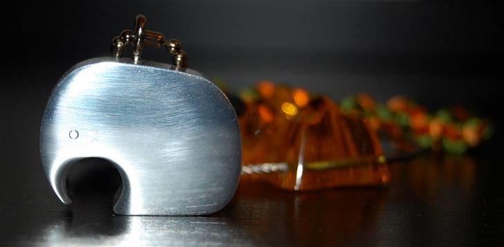 Mine Julegaver 2009 XD - Georg Jensen elefant nøglering (nøllefant) fra mine arbejdsgiverer :D billede 3