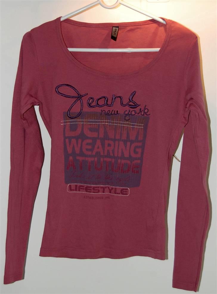 Mine Julegaver 2009 XD - Trøje fra far, mor & lillesøster. billede 8