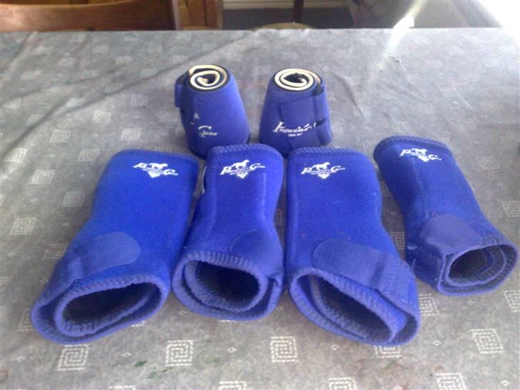 Natrons udstyr - Pc gamacher str s og pc klokker str m i lilla. billede 7