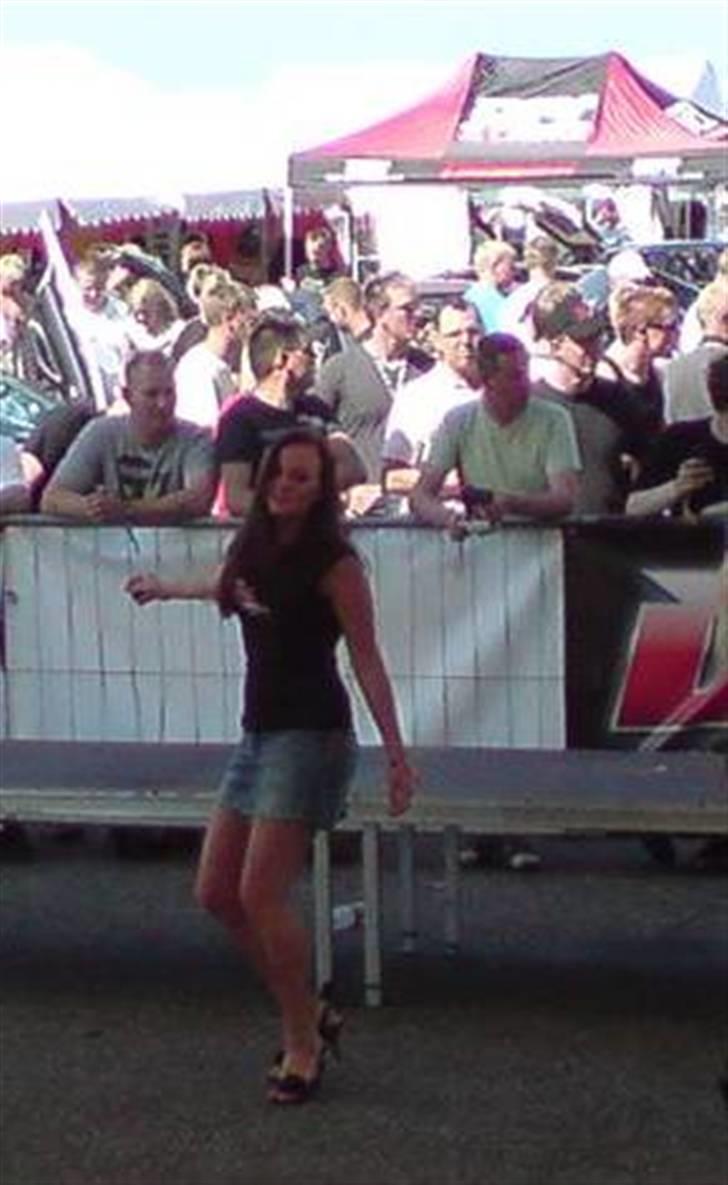 Tripbaby2006 . Hverdag & fest ;) - Eventpige for Vmax til DHB billede 23