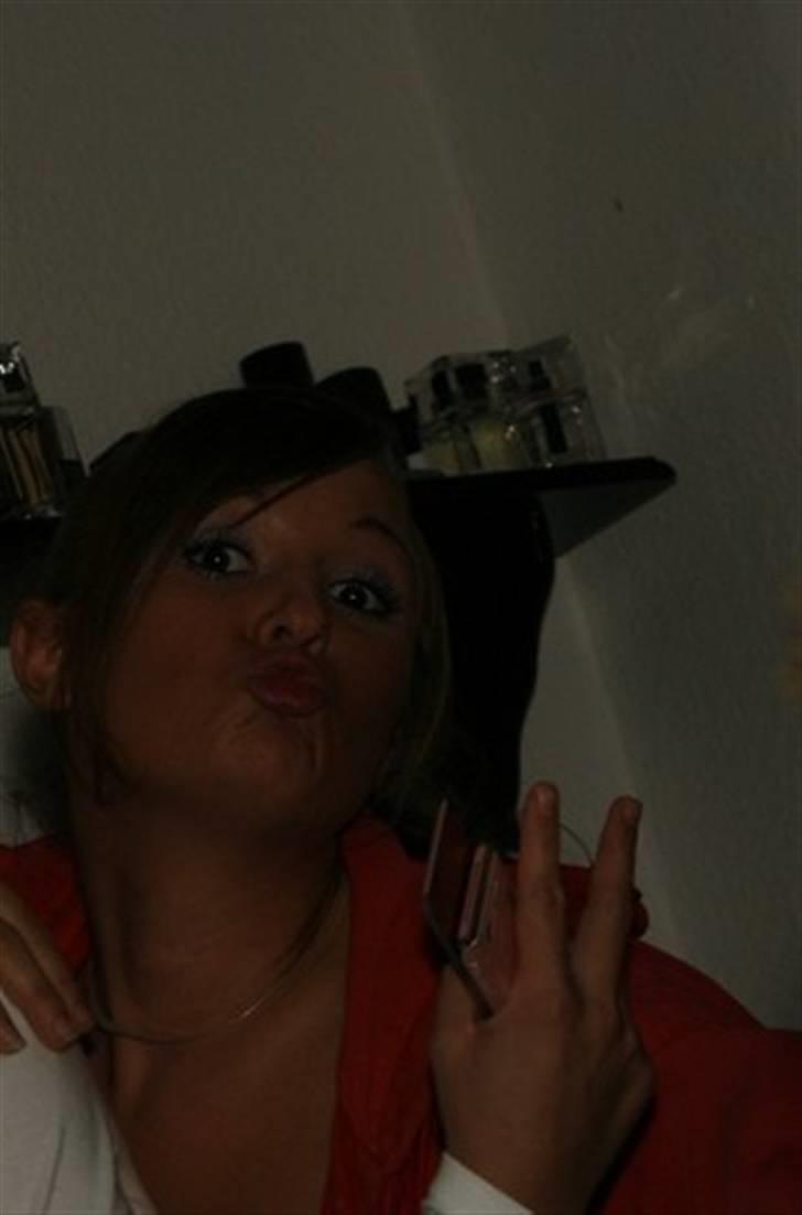 Tripbaby2006 . Hverdag & fest ;) - Arto'trut'mund

-lige heldig, kan man ikke være hver gang :D billede 27