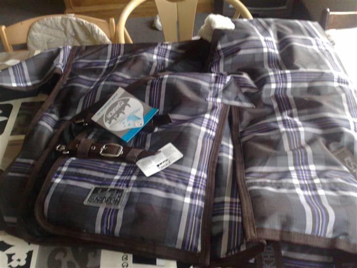 Natrons udstyr - Vinterdækken 300 g. Lavender-stone-turf. Str pony. billede 11