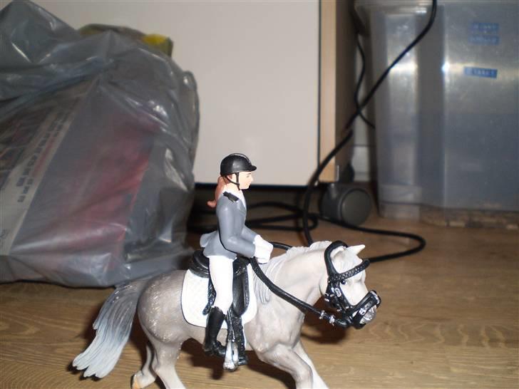 Stutteri All Horse (Schleich)Rideskole heste - Snowy billede 3