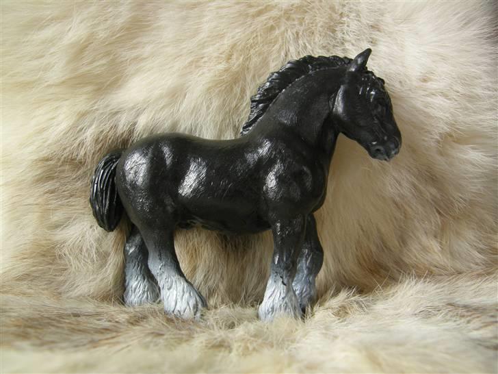 Mine Schleich Dyr - Navn: Store Claus. Race: Shire. Køn: Vallak. Alder: 10 år. billede 14