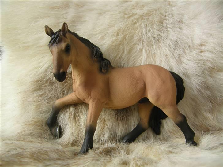 Mine Schleich Dyr - Navn: Emigrante. Race: Lusitano. Køn: Vallak. Alder: 7 år billede 31