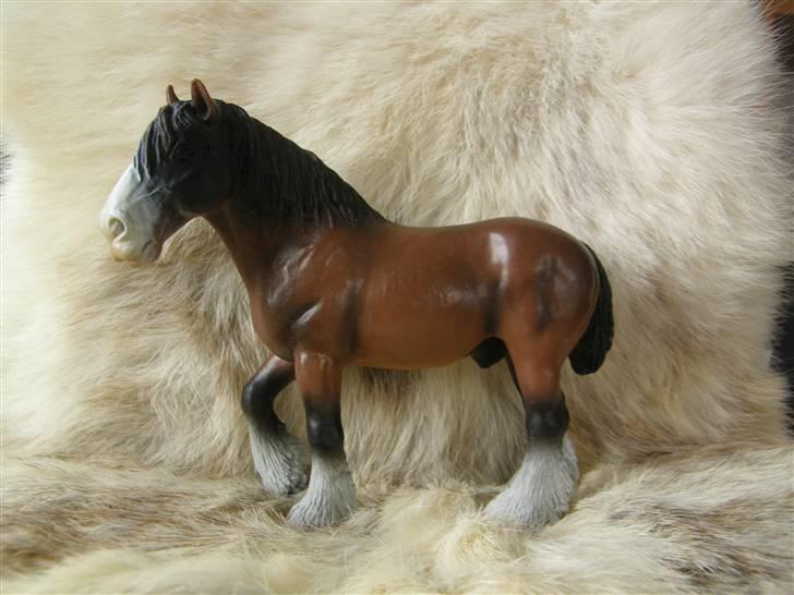 Mine Schleich Dyr - Navn: Bokser Race: Shire Køn: Vallak Alder: 5 år billede 65