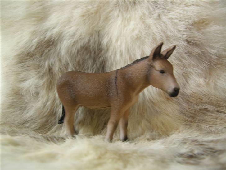 Mine Schleich Dyr - Navn: Astrid Race: Æsel Køn: Hoppe Alder: 3 år billede 93